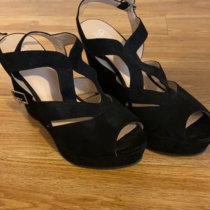 Black strapless heels